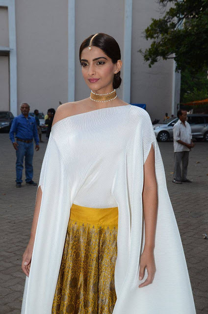 Sonam Kapoor Stills In White Dress 3